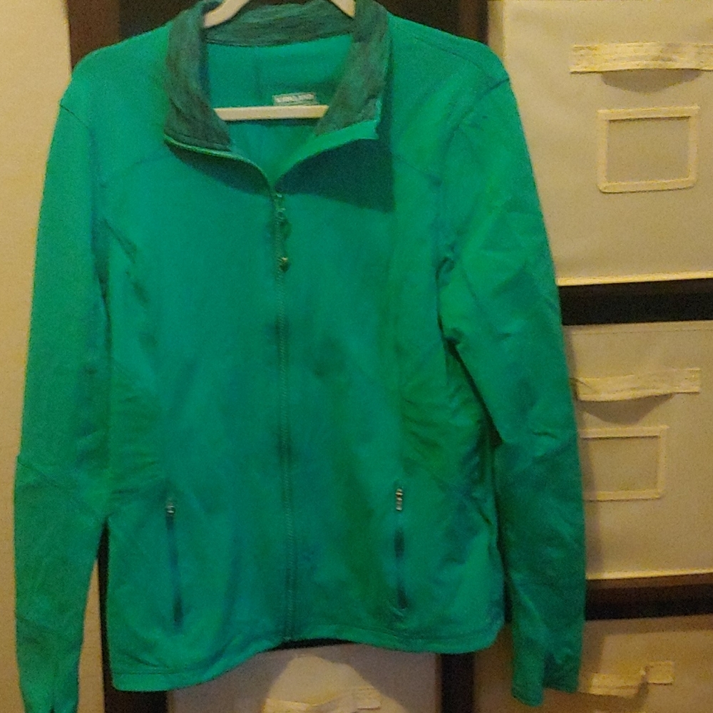 XL Kirkland signature lightweight jacket